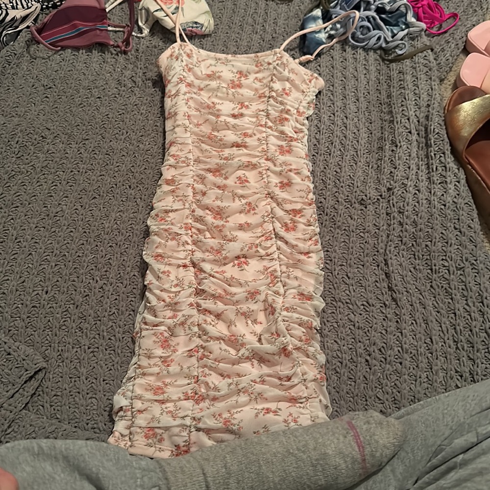 Mini dress - Picture 2 of 3